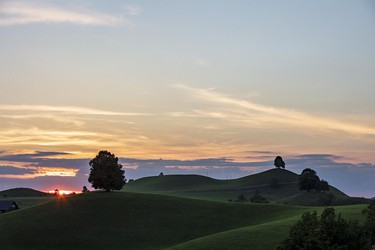 Drumlin, vom Reussgletscher geformte glaziale Hügel in der letzten Eiszeit, Oelegg, Menzingen, Zug, Schweiz
