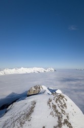 Nebelmeer über der Elsigenalp, Bern, Schweiz